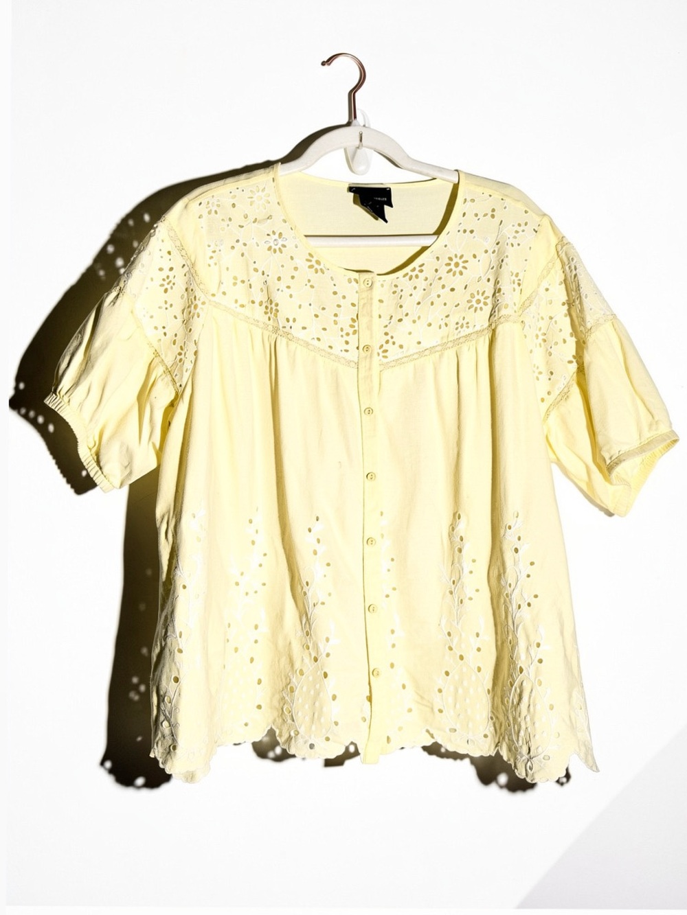 Live Los Angeles | Light Yellow Eyelet Button-Front Women's Top